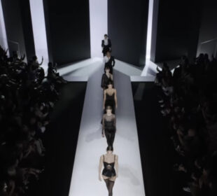 Desfile Spring-Summer 2024 de la firma italiana Dolce & Gabbana. Fuente: Youtube Dolce&Gabbana
