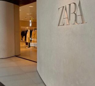 Entrada de una tienda de Zara. Fuente: Pinterest